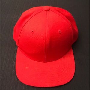 Yupoong classic SnapBack baseball cap red